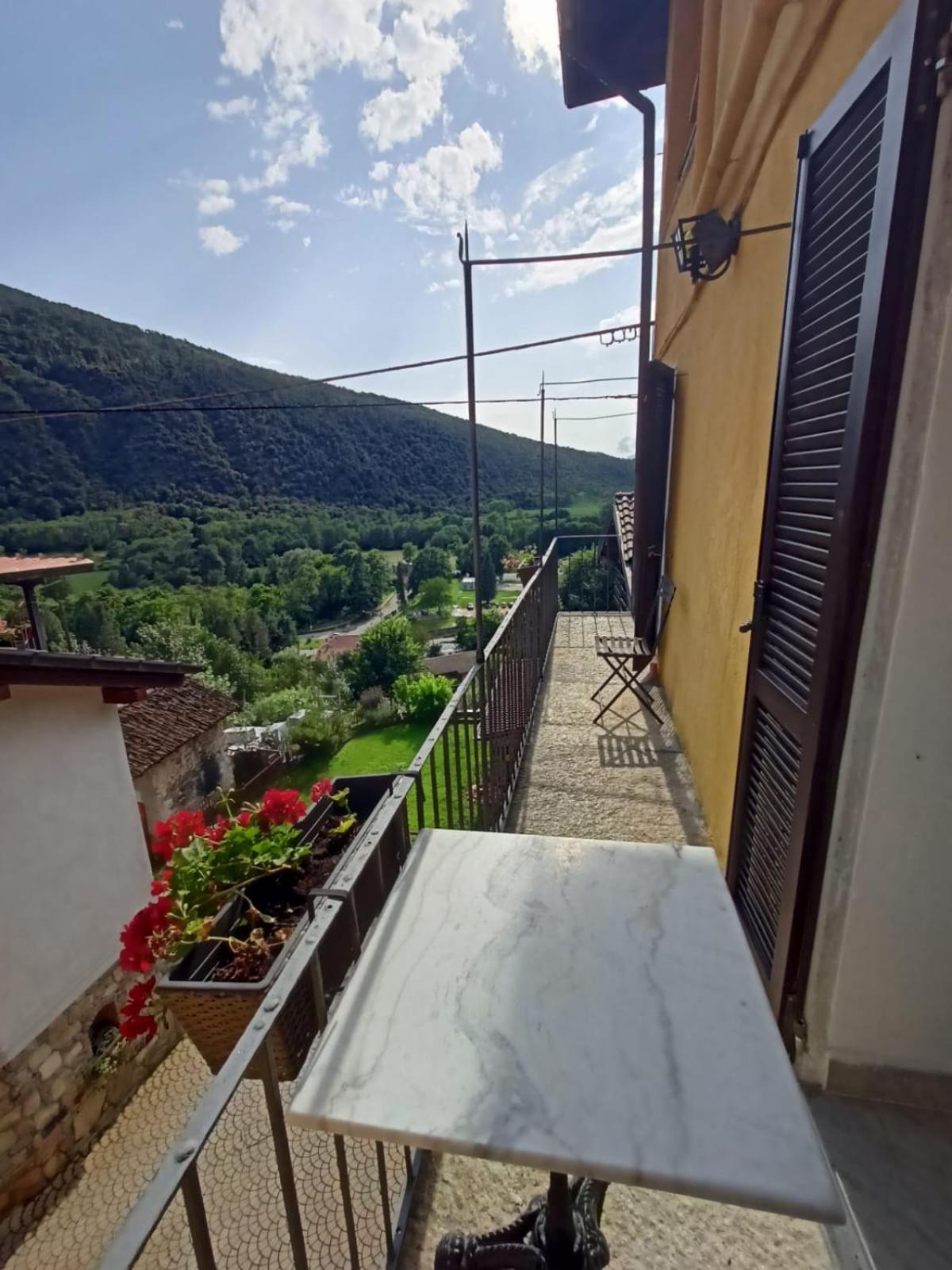Foresteria Lombarda B & B Ca' Pelitti Ganna Exterior foto