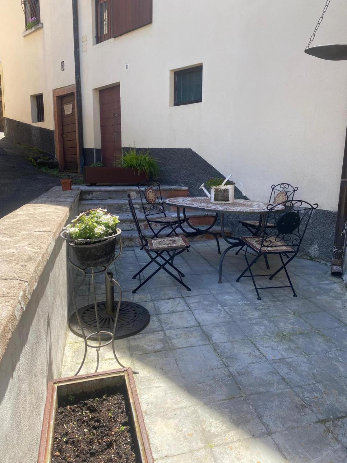Foresteria Lombarda B & B Ca' Pelitti Ganna Exterior foto